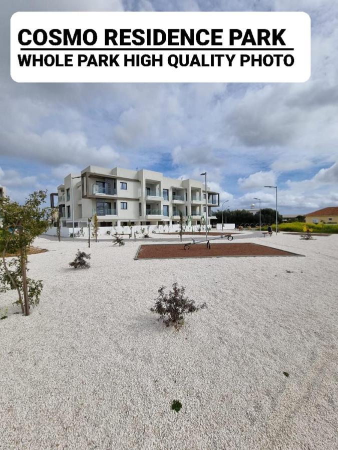 Cosmos Residence Paralimni Exterior photo